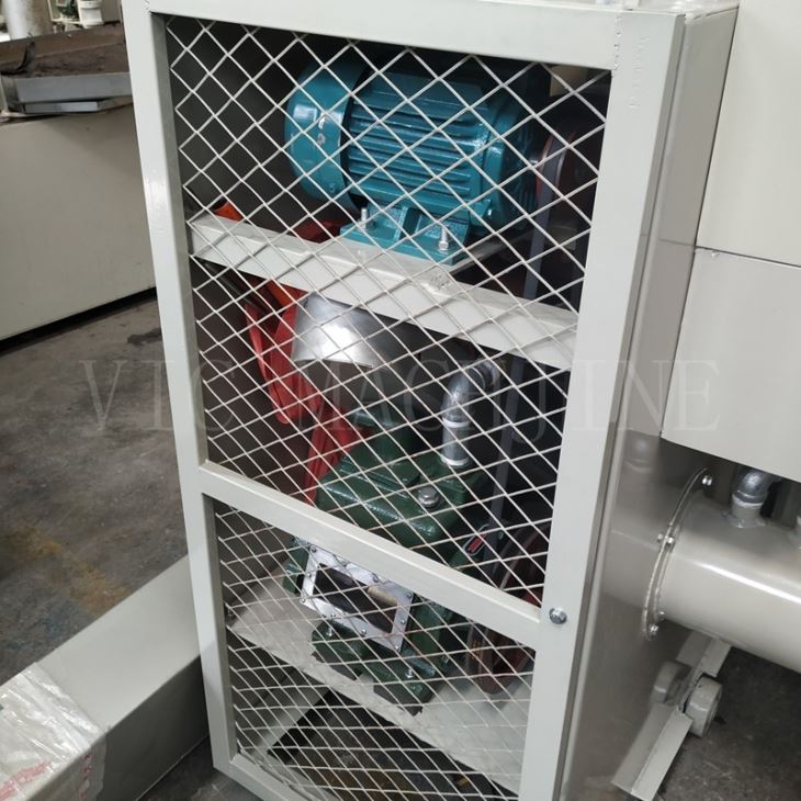 New Developed Combined Cold Oil Press With Feeder And Filter New Developed Combined Cold Oil Press With Feeder And Filter